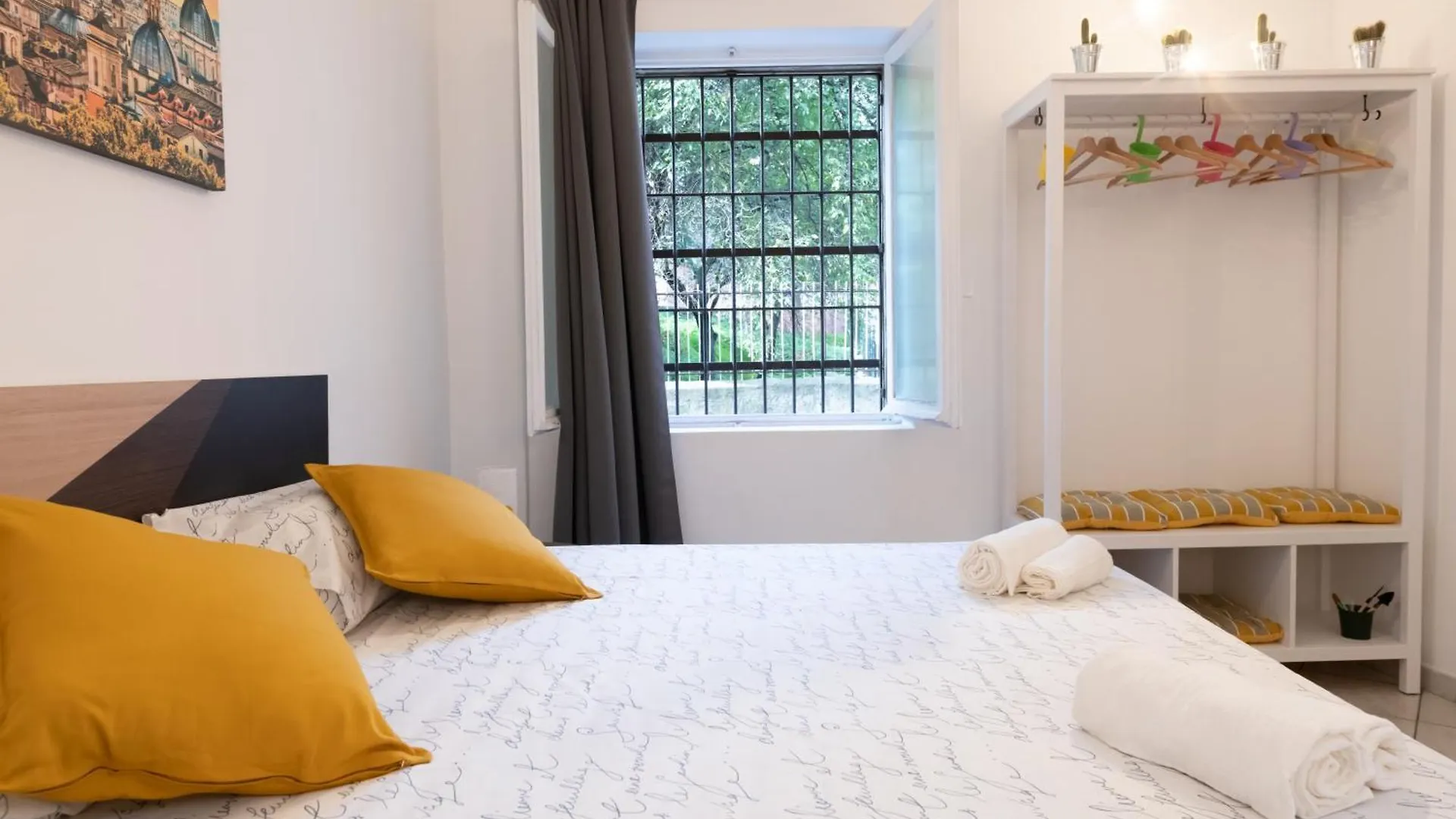 La Dolce Vita Apartment - Metro Jonio location